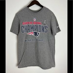 NFL Sports tee New England Patriots gray Super Champions Shirt Size Medium Nike